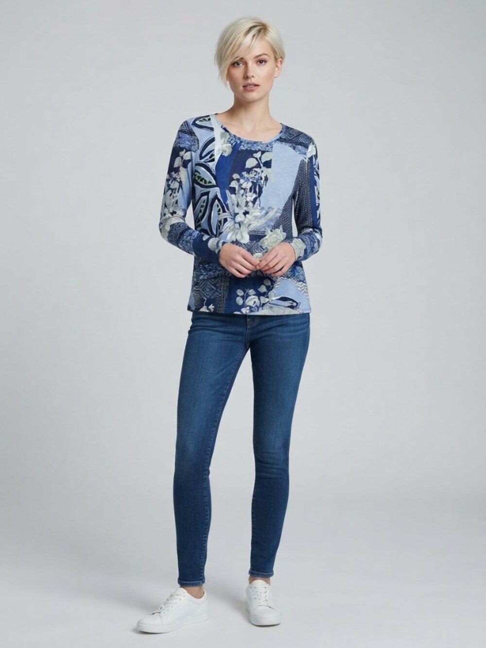2/$30 Chico's Mixed Media Artsy Long Sleeve Tee Blue Multi 8 #A4641